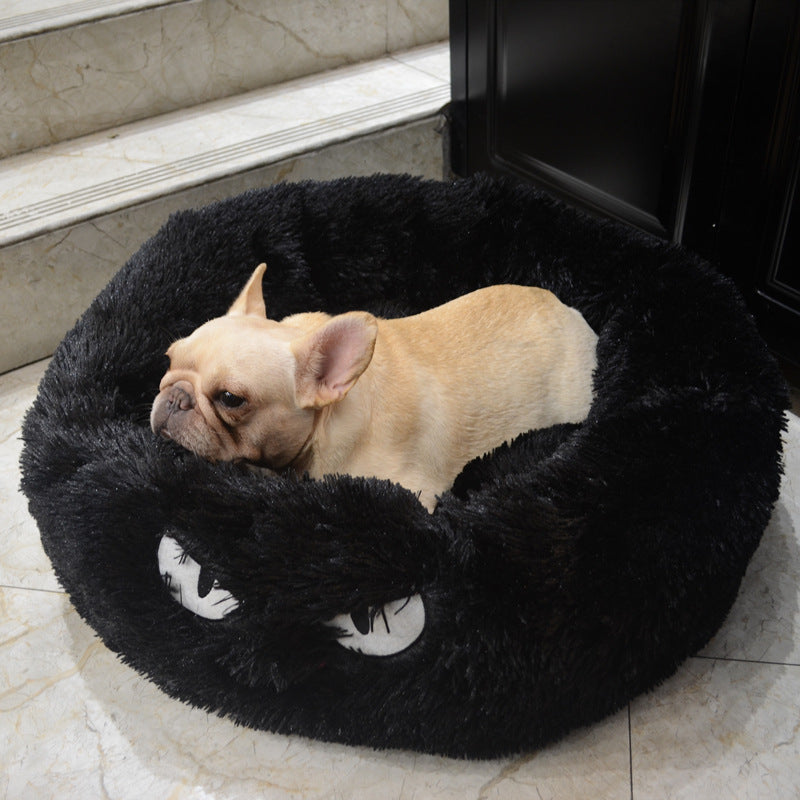Donut bed with face